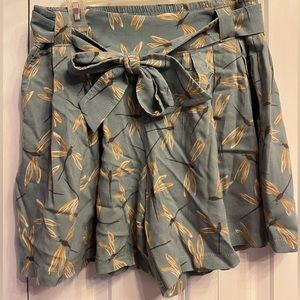Teal with dragonfly print shorts, size 4 with tie waist detail